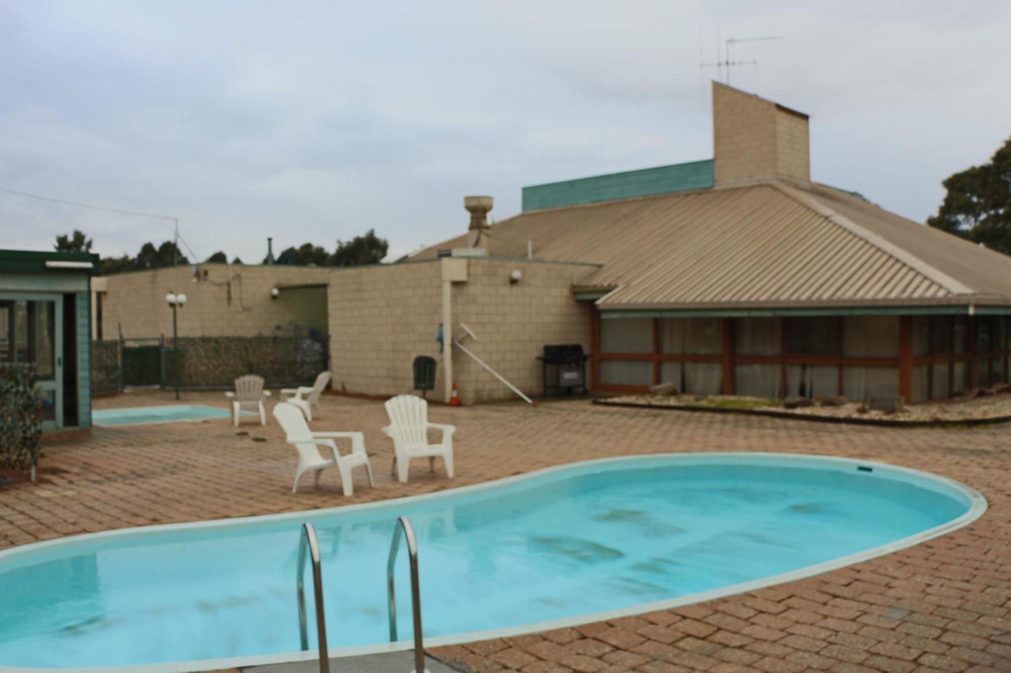 Bendigo Motor Motel 3*